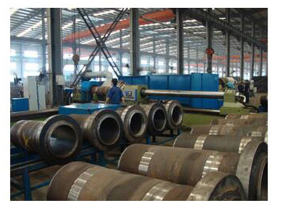 液壓缸生產車間